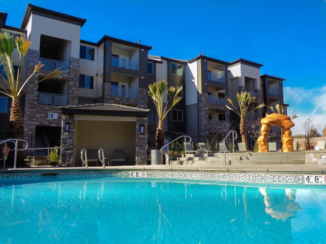 Grayhawk at Rivers Edge Apartments 2271 E Dinosaur Crossing Dr Saint