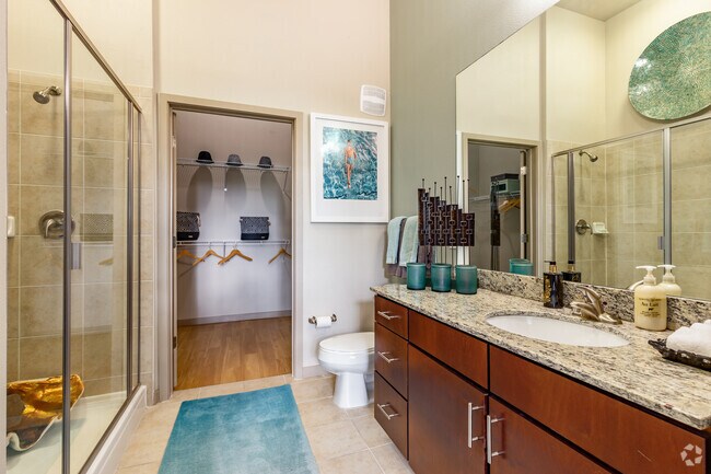2 BR, 2 BA- 1,055-1,077SF - Azul Baldwin Park
