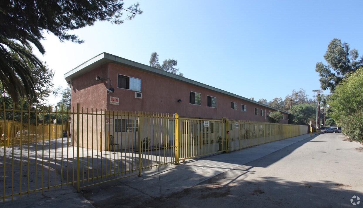 Foto principal - 260 S Avenue 50