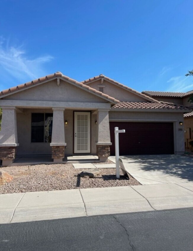 Primary Photo - SUN GROVES 3 BED 2 BATH CHANDLER HOME