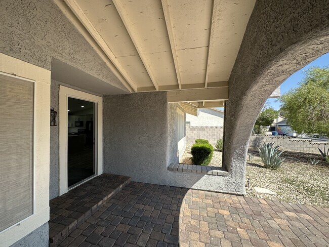 Building Photo - 5442 Sandpiper Ln