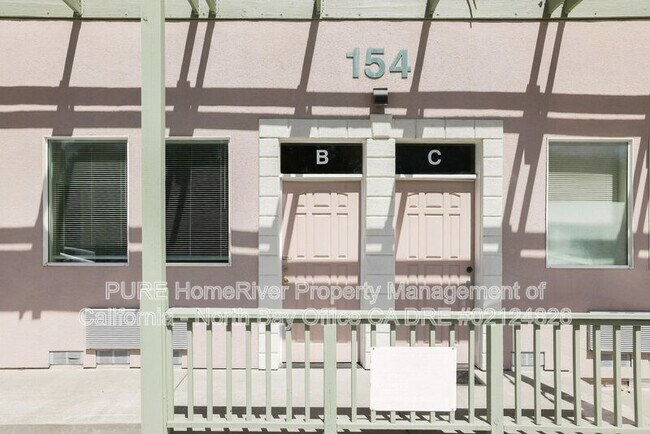 Building Photo - 154 Railroad Ave