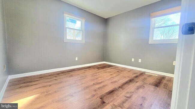 Foto del edificio - 14707 Brook Dr
