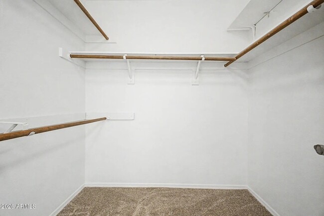 Foto del edificio - 9808 W Behrend Dr