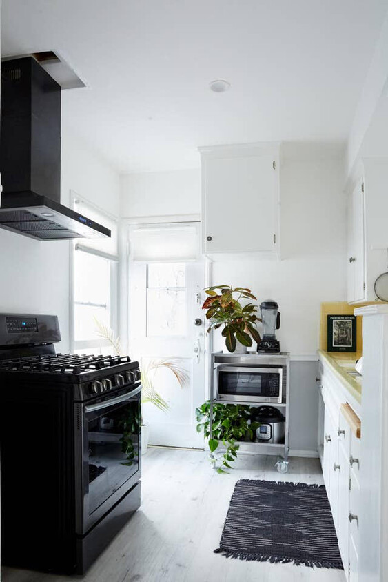 Foto principal - 316 N Spaulding Ave Apartments