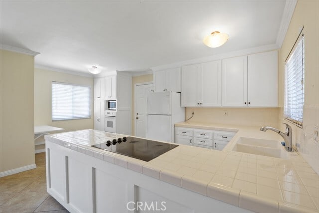 Building Photo - 1403 E Chalynn Ave