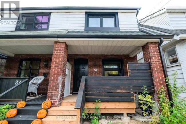 Building Photo - 36 Rushbrooke Ave