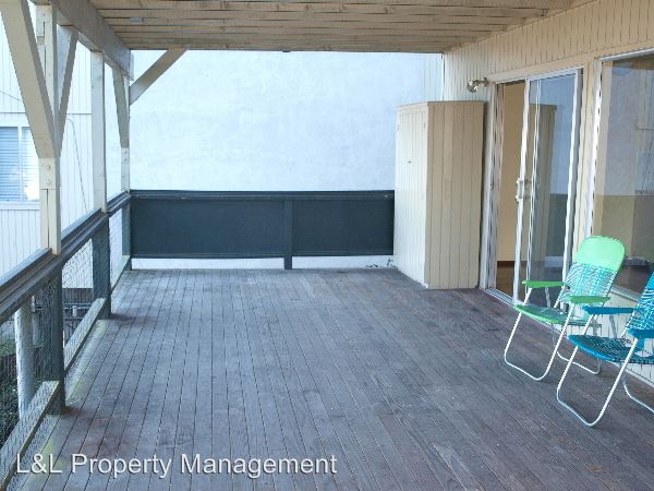 Foto del edificio - 86 Rodeo Ave