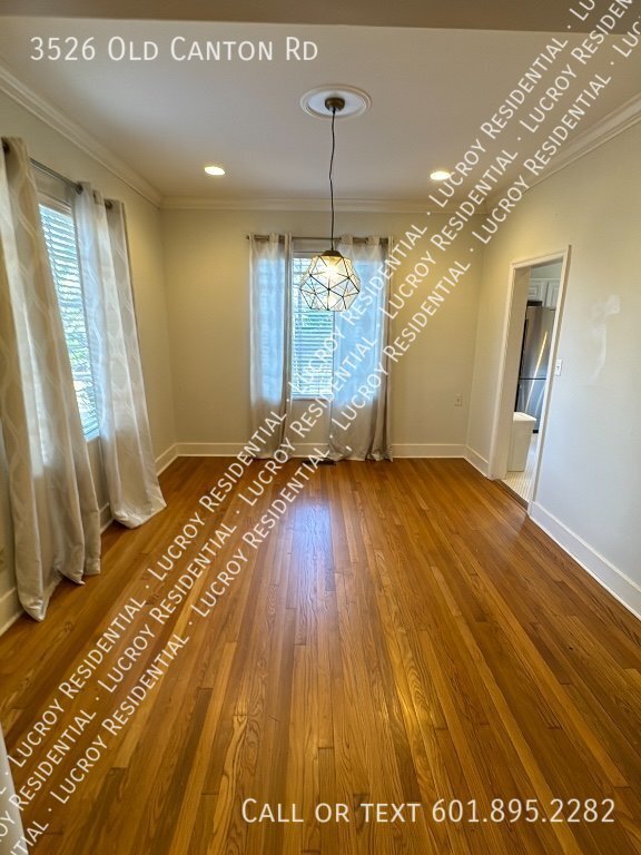 Building Photo - Super-Cute updated 3-Bedroom Home with Har...