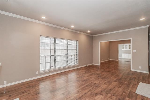 Foto del edificio - 4629 Washburn Ave