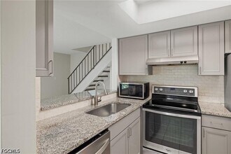 Building Photo - 3300 Royal Canadian Trace