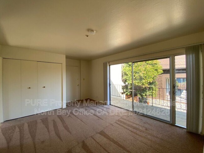 Foto del edificio - 713 Cherry St