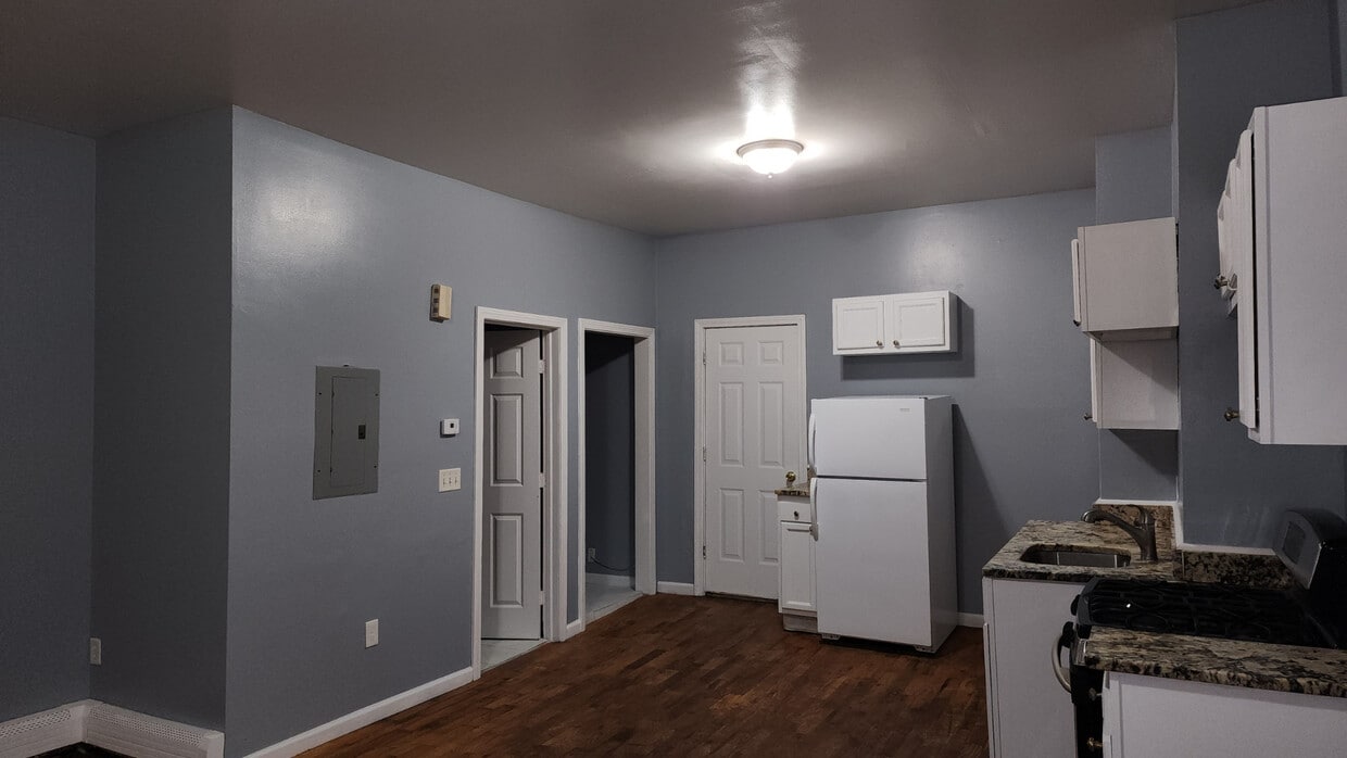 Foto principal - 331 Park St