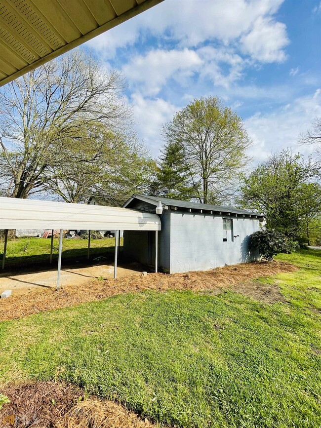 Building Photo - 356 W Griffin St