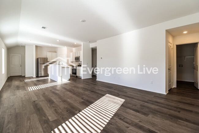 Building Photo - 25 Sourdough Crk Ln