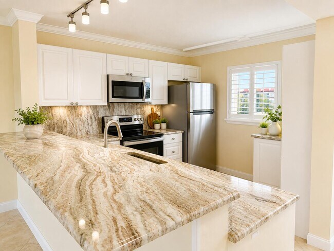 Building Photo - 3661 Via Poinciana