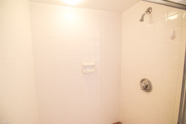 Building Photo - 1501 Beacon St