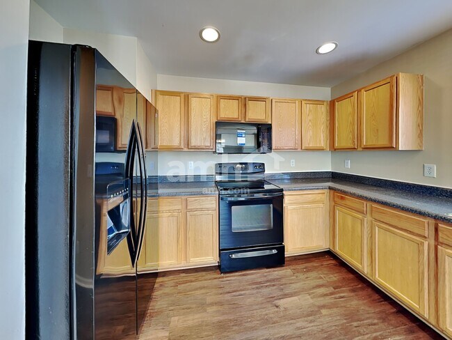 Building Photo - 3681 Marshlane Way