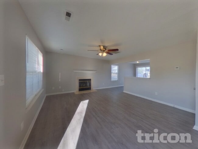 Building Photo - 9612 Aventide Ln