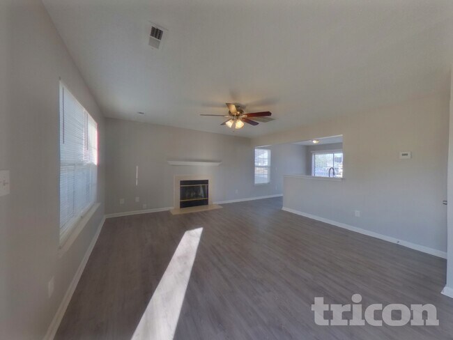 Foto del edificio - 9612 Aventide Ln