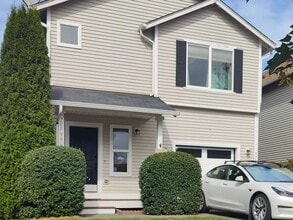 Building Photo - 9905 Dragt St SE
