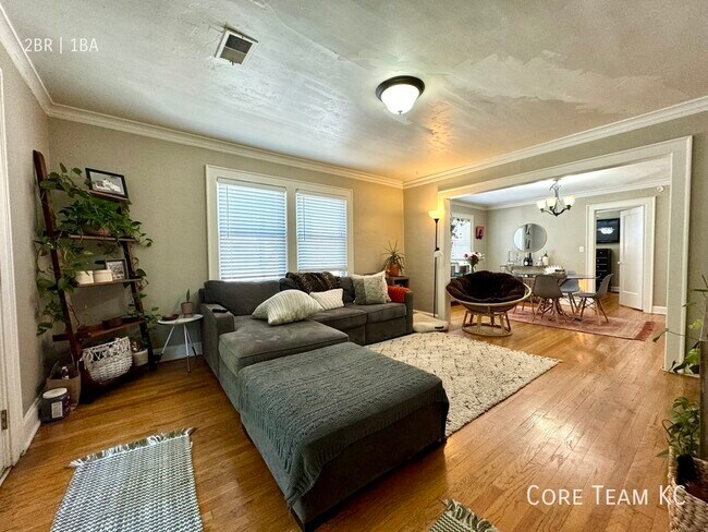 Foto del edificio - South Plaza 2 Bedroom at 5005 Wyandotte