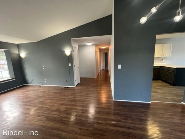 Building Photo - 3 br, 2 bath House - 3329 F ST