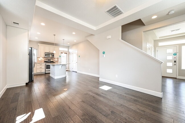 Building Photo - 4478 Elegant St