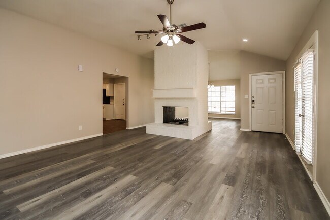Building Photo - 13835 Aspen Hollow Ln