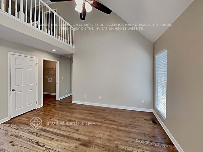 Foto del edificio - 6984 Forest Manor Dr