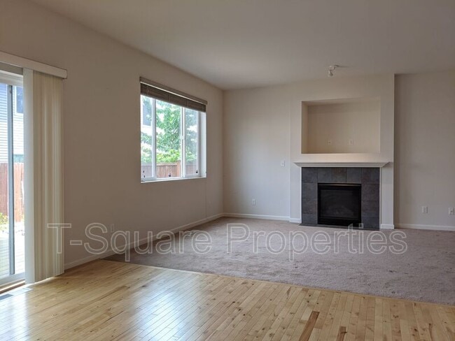 Building Photo - 417 125th Pl SE
