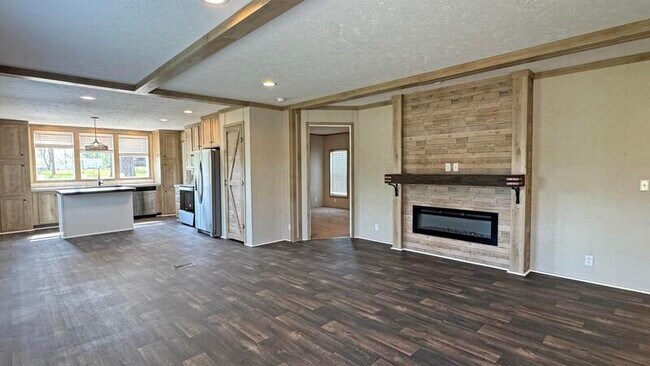 Foto del edificio - 1501 Thompsonville Ln
