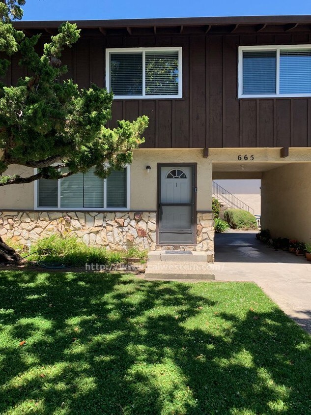 Primary Photo - 665 Kirkland Dr