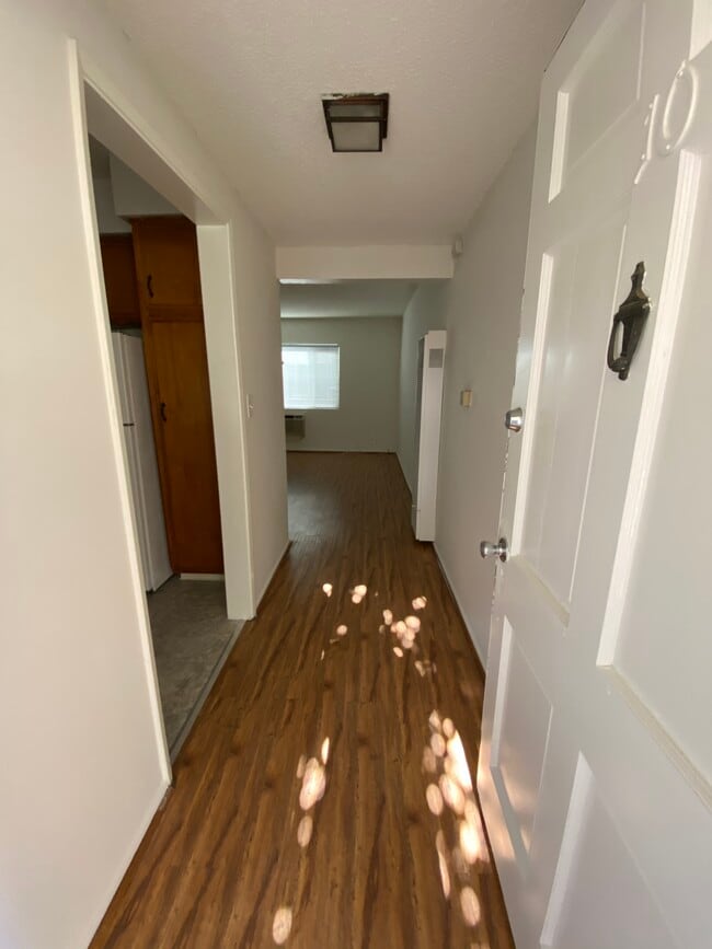 Foto del edificio - 20336 Cohasset St