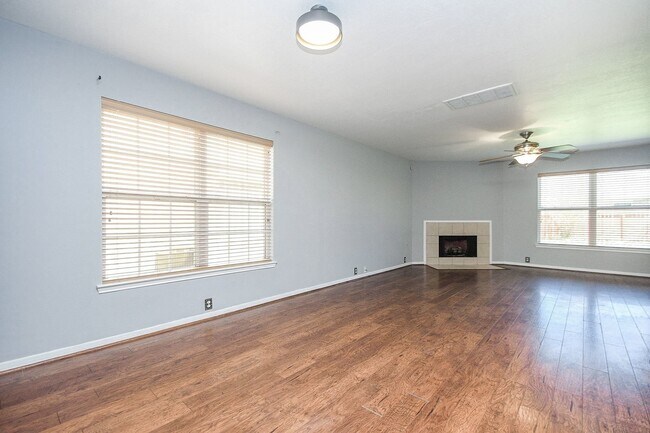 Building Photo - 11914 Brantley Haven Dr