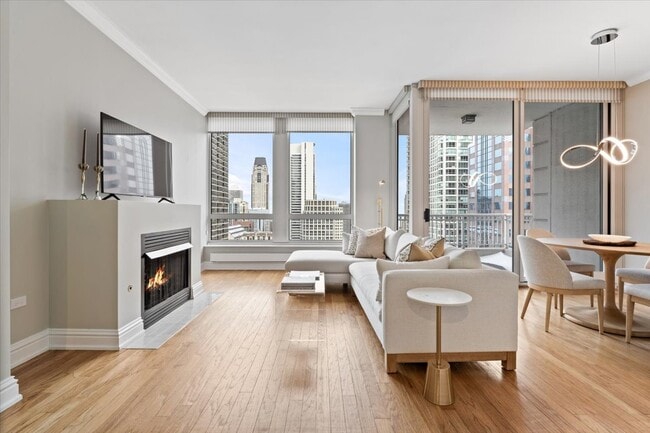 Foto del edificio - 55 E Erie St