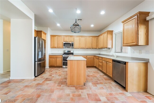 Building Photo - 1802 Cypress Bay Ave