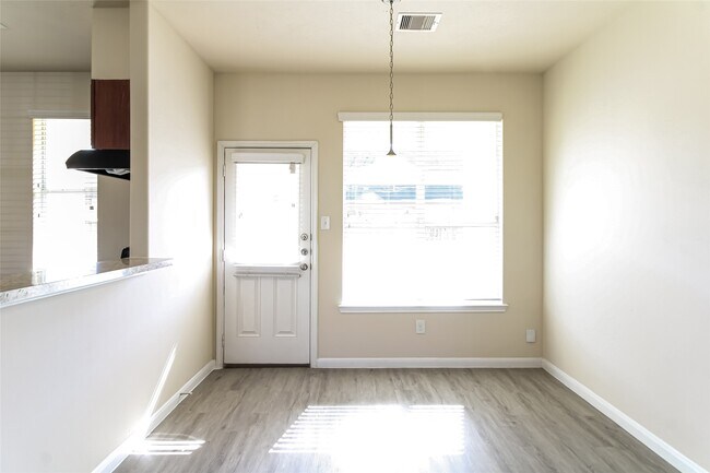 Building Photo - 9711 Caprice Court