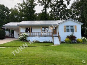 Building Photo - 312 Mountain Dr