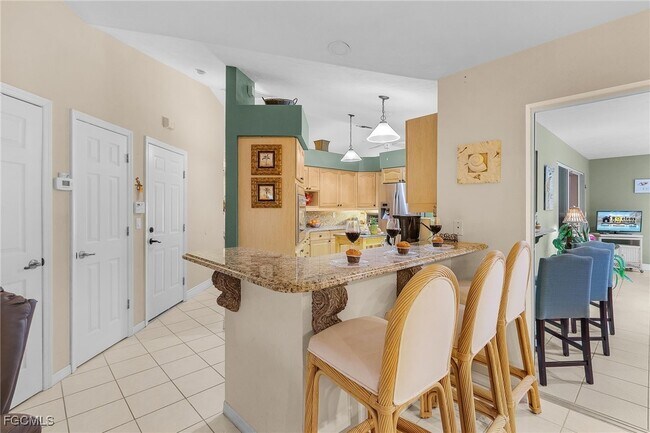 Foto del edificio - 8549 S Lake Cir