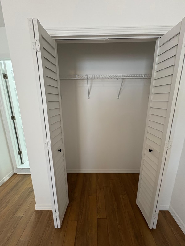 Foto del edificio - 1802 Parkwood Dr