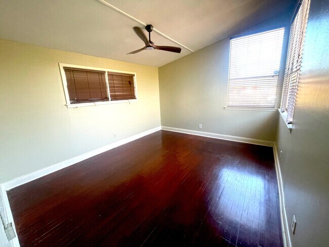 Foto del edificio - 7906 Pecan Villas Dr