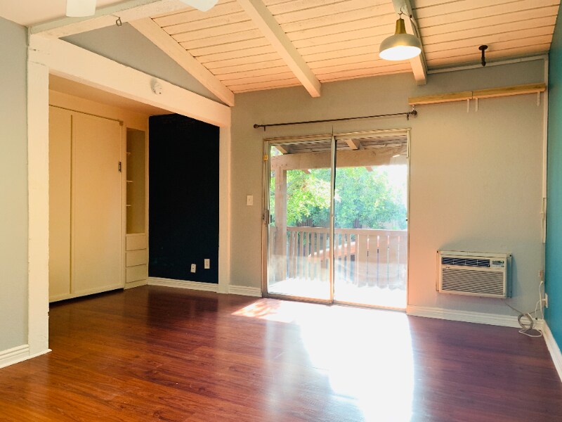 1040 W MacArthur Blvd Unit 144, Santa Ana, CA 92707 Condo for Rent in