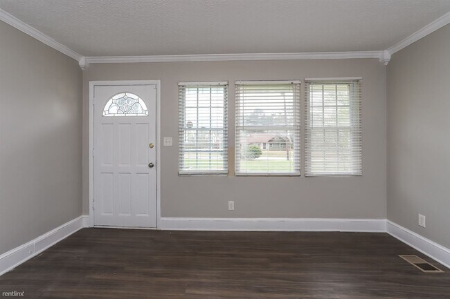 Building Photo - 3 br, 1 bath House - 5354 Stagecoach Rd