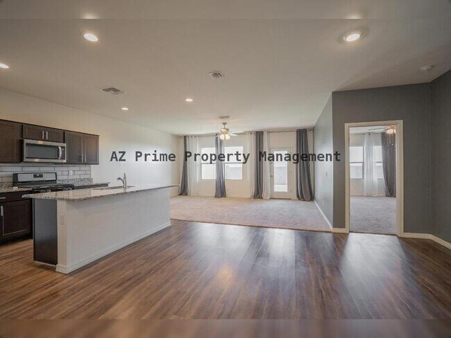 Building Photo - 5815 N 195TH DR, LITCHFIELD PARK, AZ