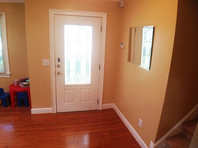 Foto del edificio - East Cobb with Finished Basement