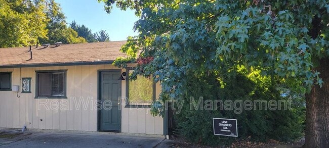 Foto del edificio - 2191 NW N Hill Dr