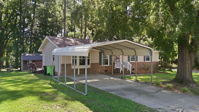 Building Photo - 516 Keith St
