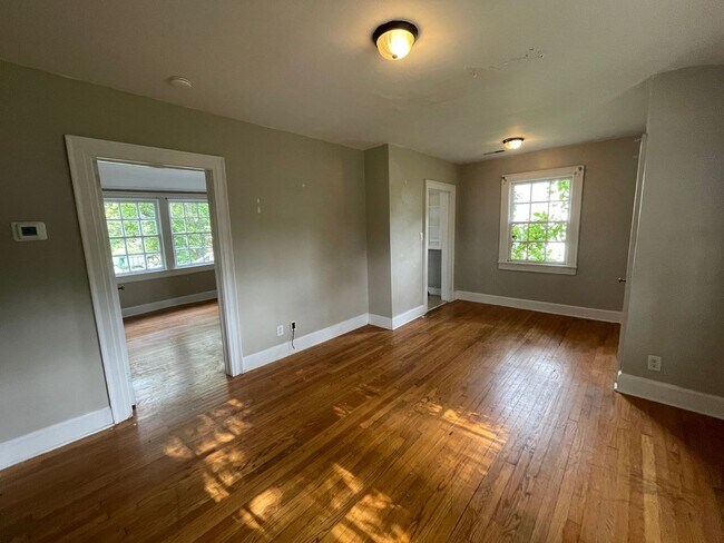 Foto del edificio - 703 N Lafayette St