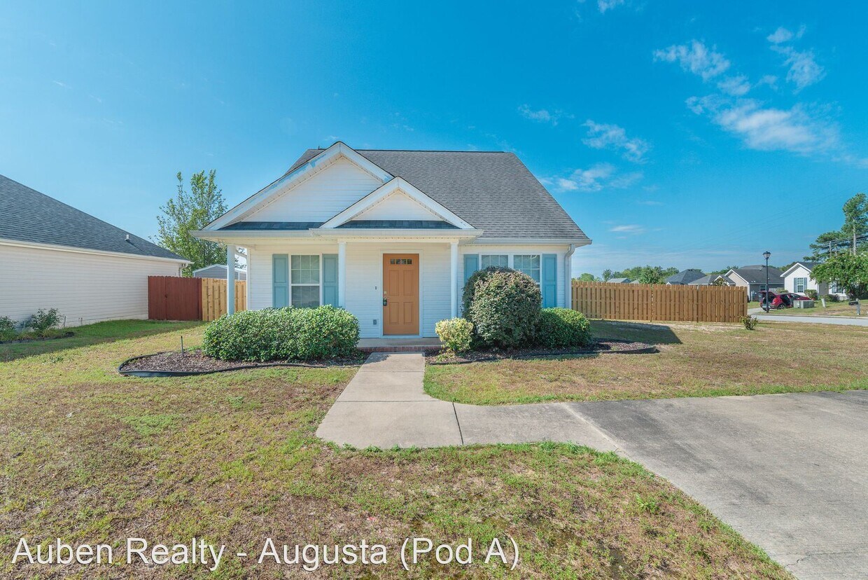 Primary Photo - 2 br, 2 bath House - 2120 Whitney South Drive
